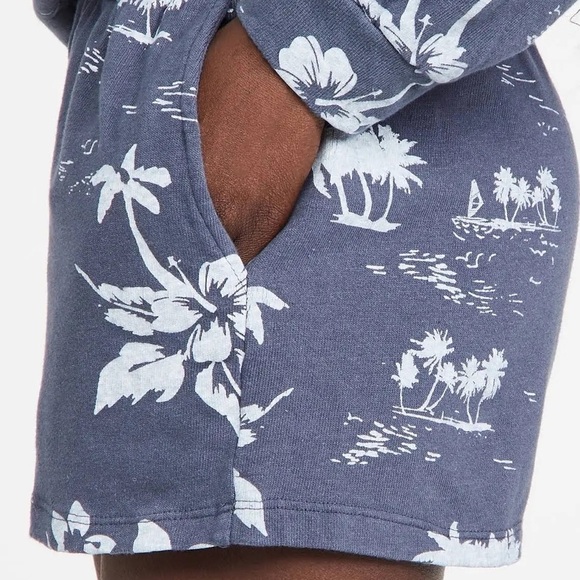 Monrow Hawaiian Ex-Boyfriend Shorts In Blue Steel NWT Size XL - Picture 7 of 9